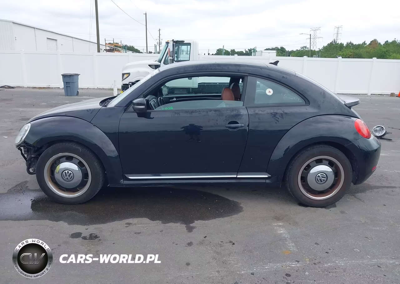 2016 Volkswagen Beetle 1.8T Classic VIN:3VWF17AT7GM634354 - 15