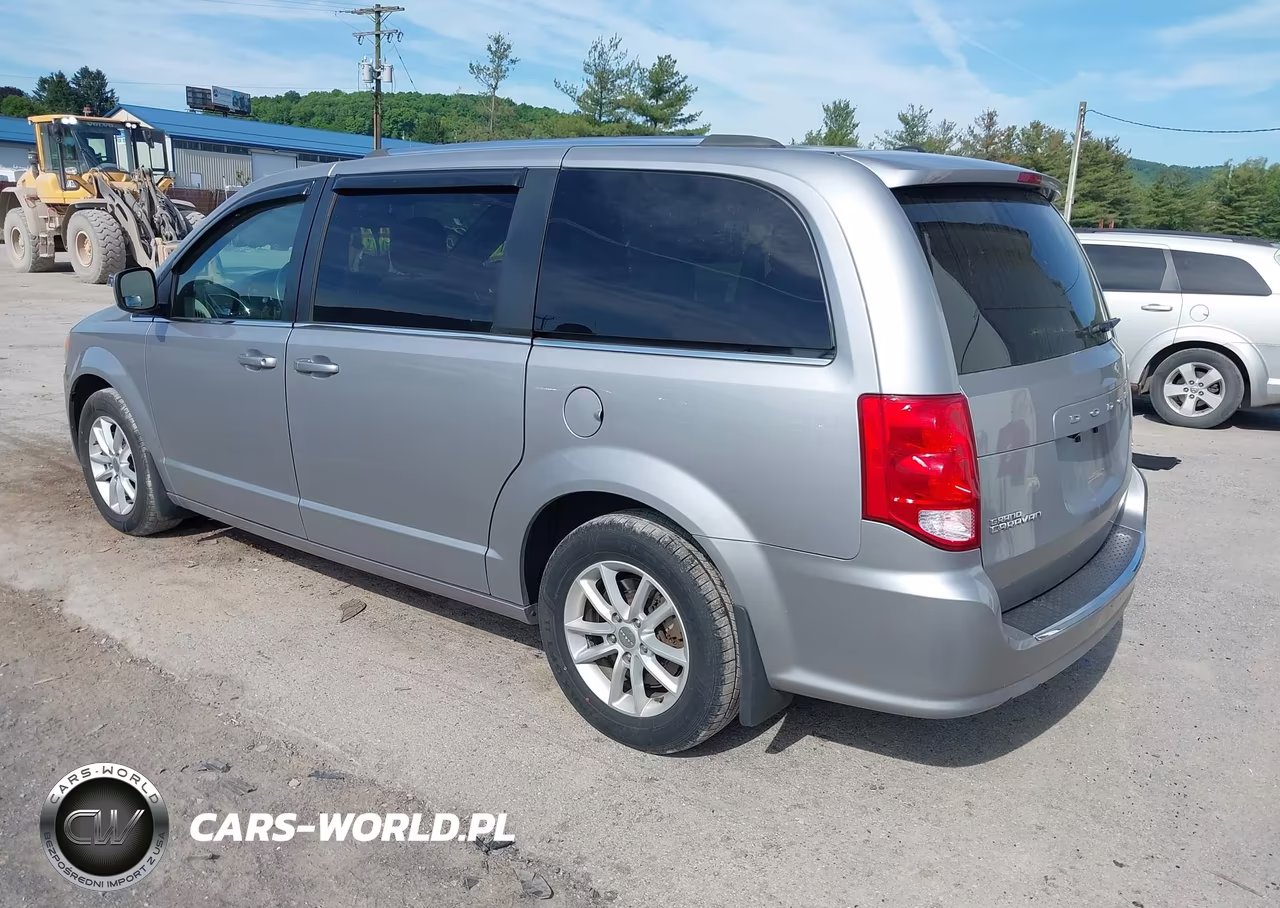 2018 Dodge Grand Caravan Sxt VIN:2C4RDGCG8JR209295 - 3