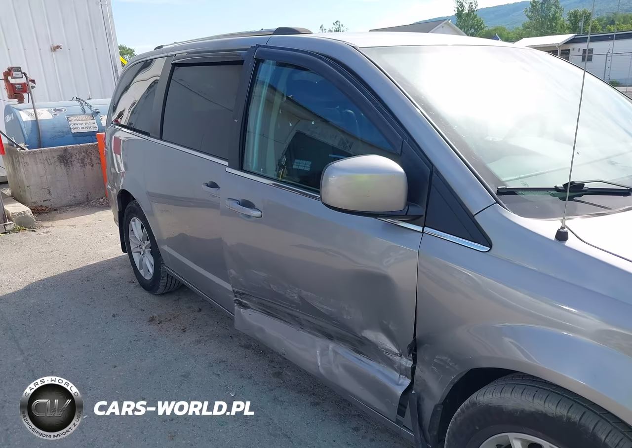 2018 Dodge Grand Caravan Sxt VIN:2C4RDGCG8JR209295 - 6
