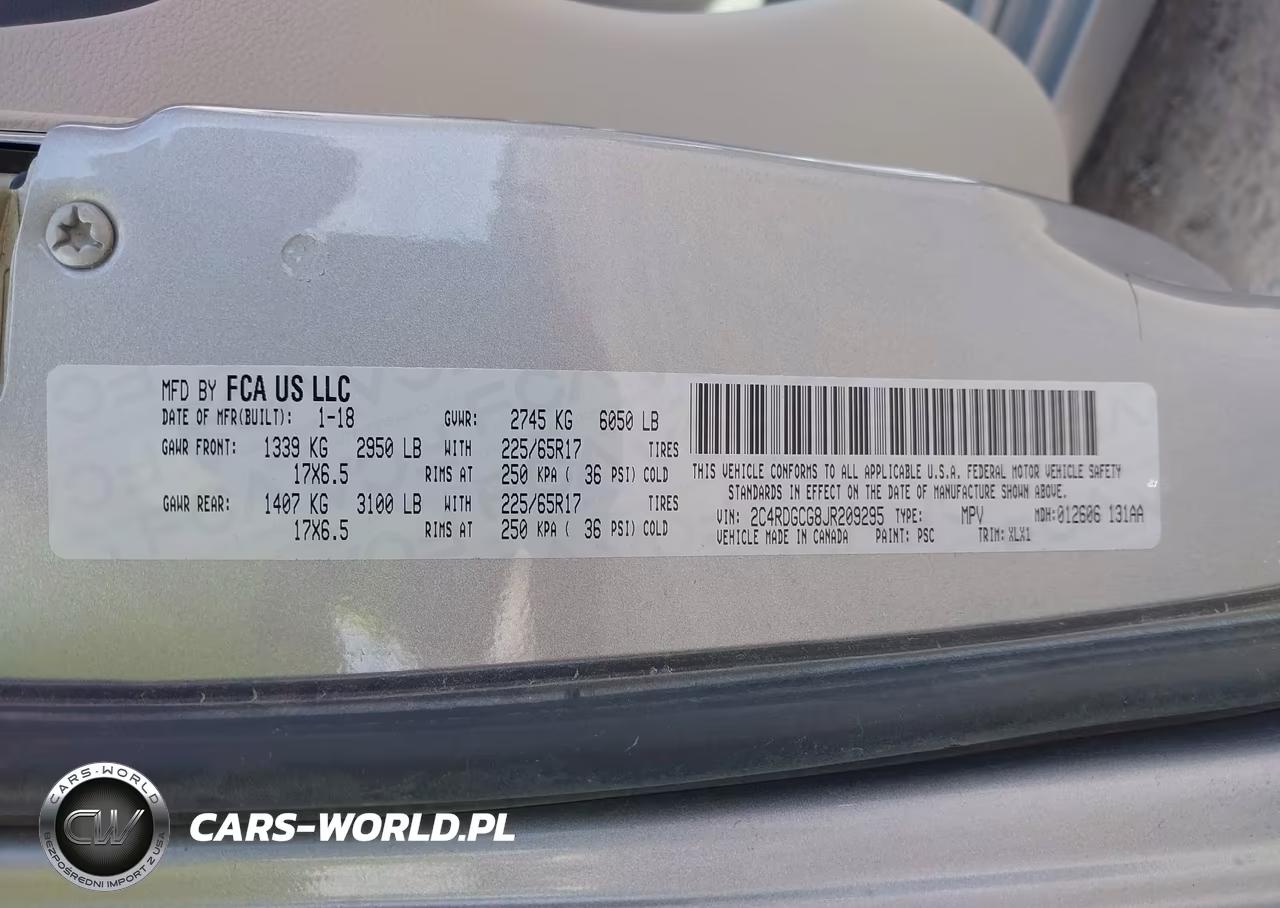 2018 Dodge Grand Caravan Sxt VIN:2C4RDGCG8JR209295 - 9