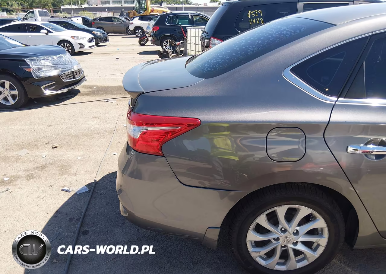 2019 Nissan Sentra S VIN:3N1AB7AP0KY259747 - 6