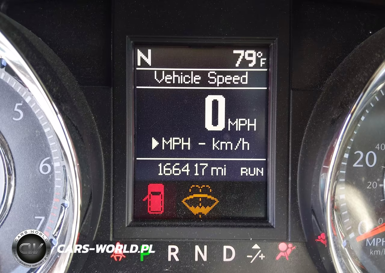 2015 Chrysler Town & Country Touring-L VIN:2C4RC1CG4FR513697 - 15