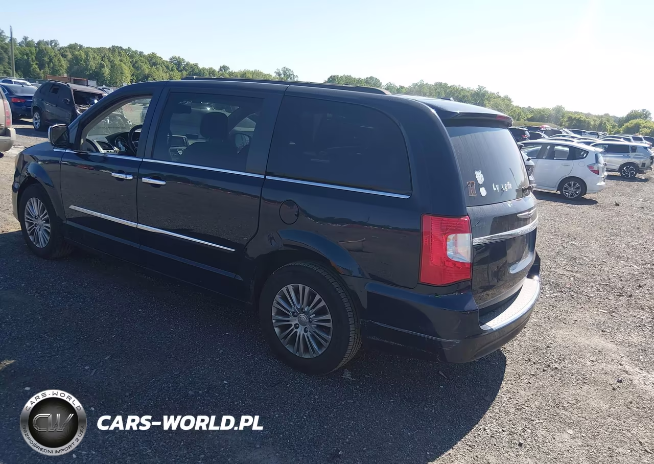 2015 Chrysler Town & Country Touring-L VIN:2C4RC1CG4FR513697 - 3