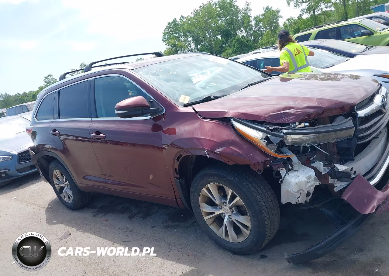 2015 Toyota Highlander Xle V6 VIN:5TDJKRFH3FS136340 - 14