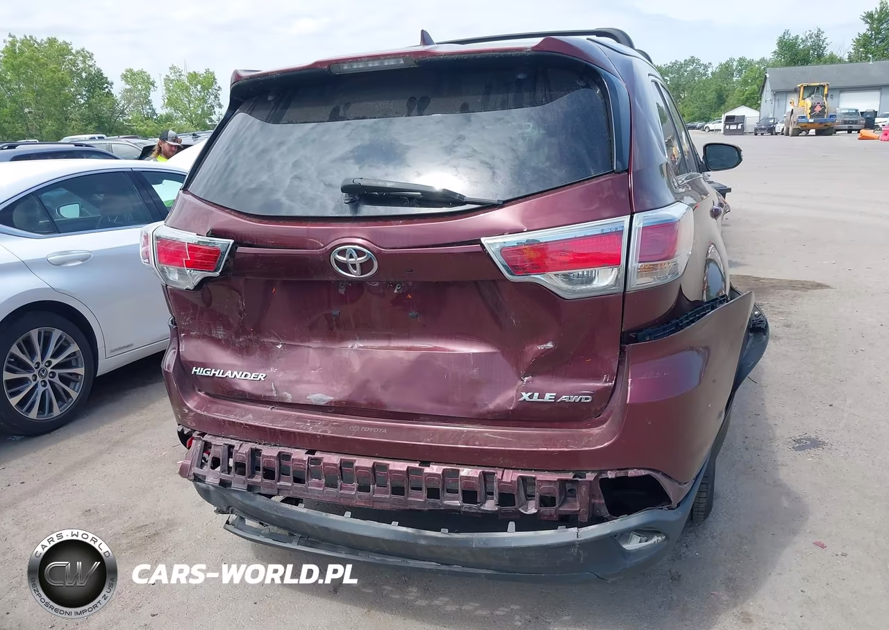 2015 Toyota Highlander Xle V6 VIN:5TDJKRFH3FS136340 - 17