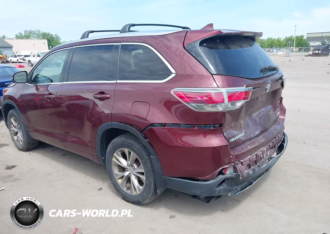 2015 Toyota Highlander Xle V6 VIN:5TDJKRFH3FS136340 - 3