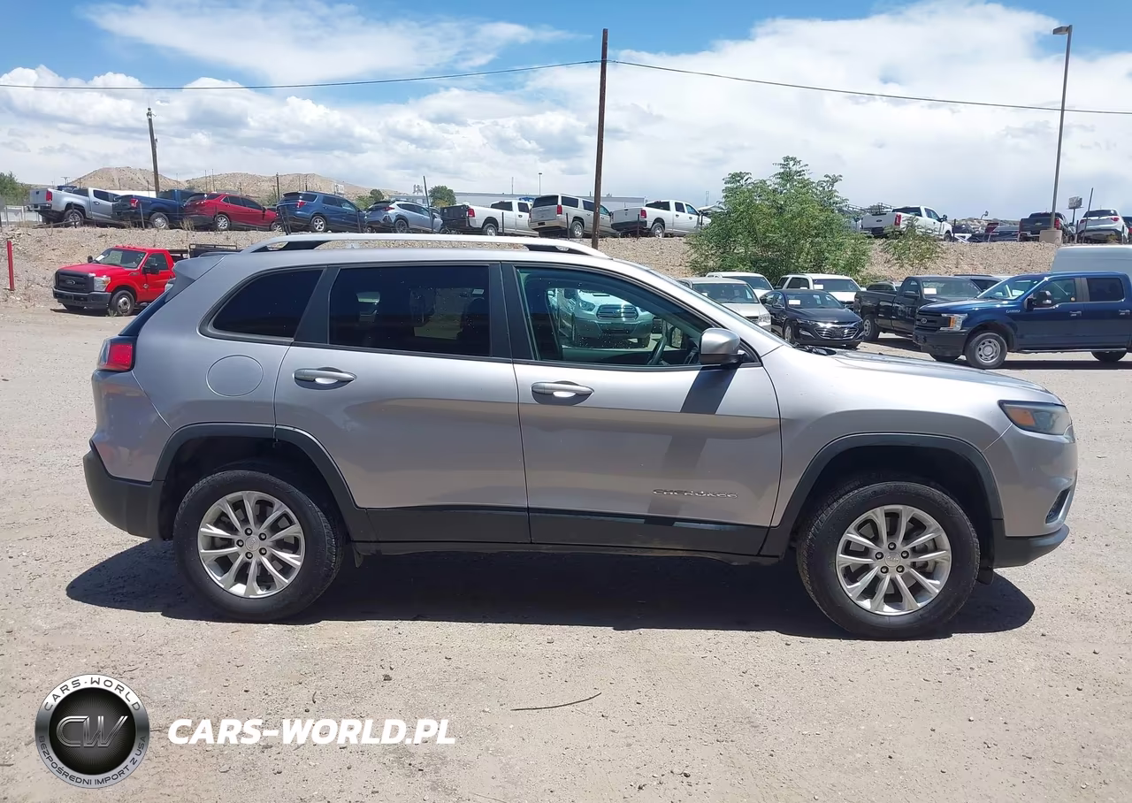 2020 Jeep Cherokee Latitude 4X4 VIN:1C4PJMCBXLD643372 - 15