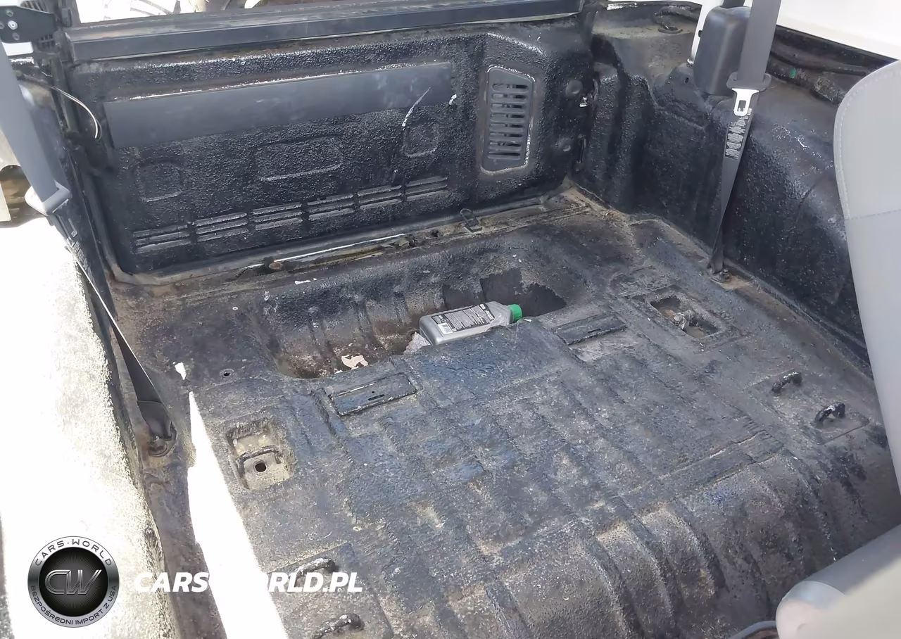 2007 Jeep Wrangler X VIN:1J4FA24197L217460 - 8