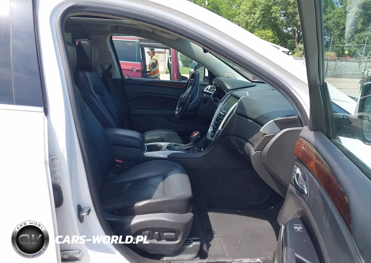 2013 Cadillac Srx Luxury Collection VIN:3GYFNCE3XDS644601 - 5
