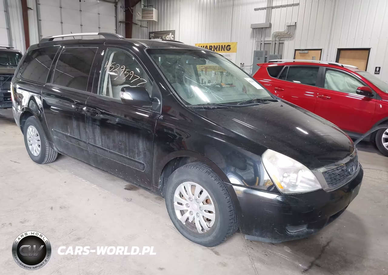 2012 Kia Sedona Lx