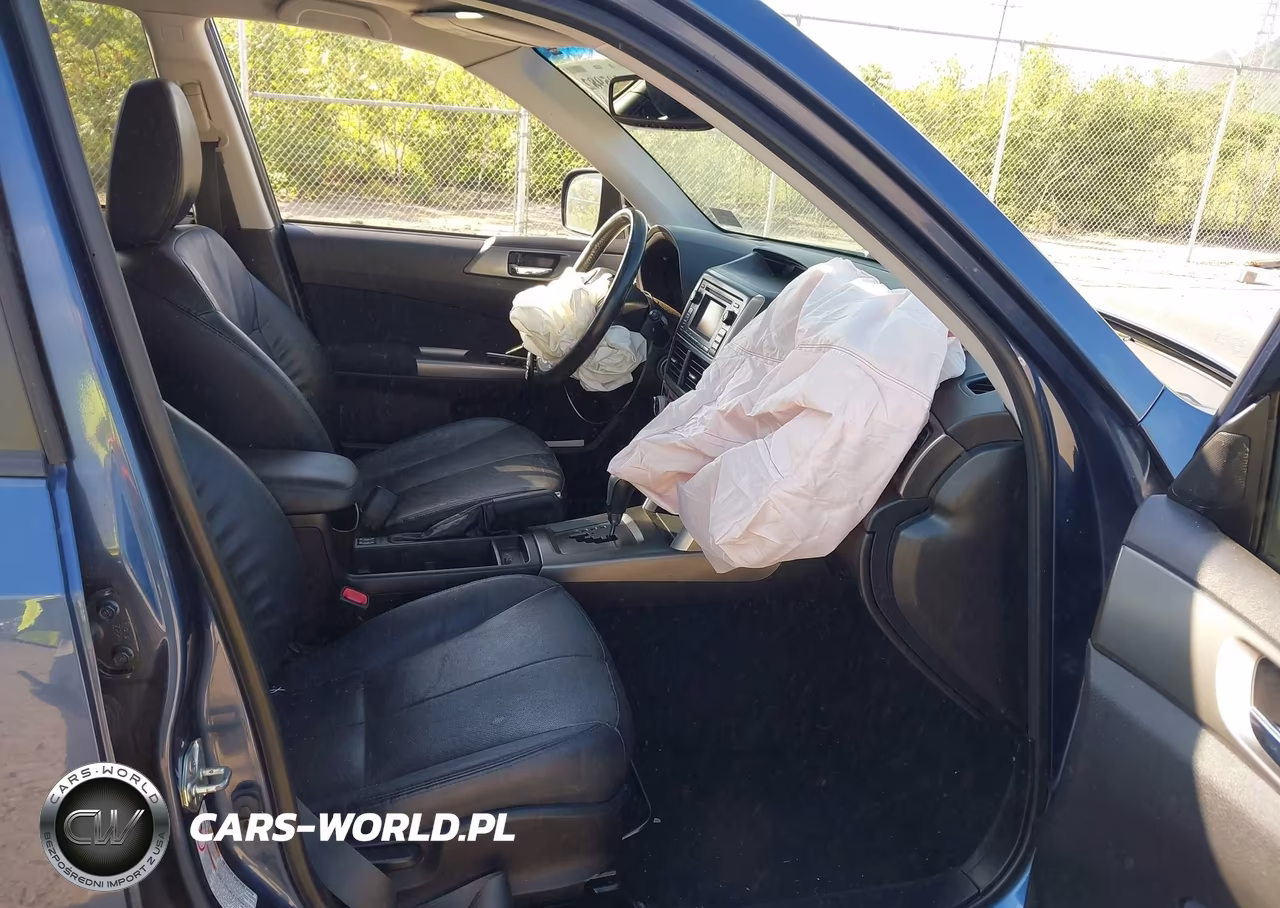 2011 Subaru Forester 2.5X Touring VIN:JF2SHAGC6BH753688 - 5