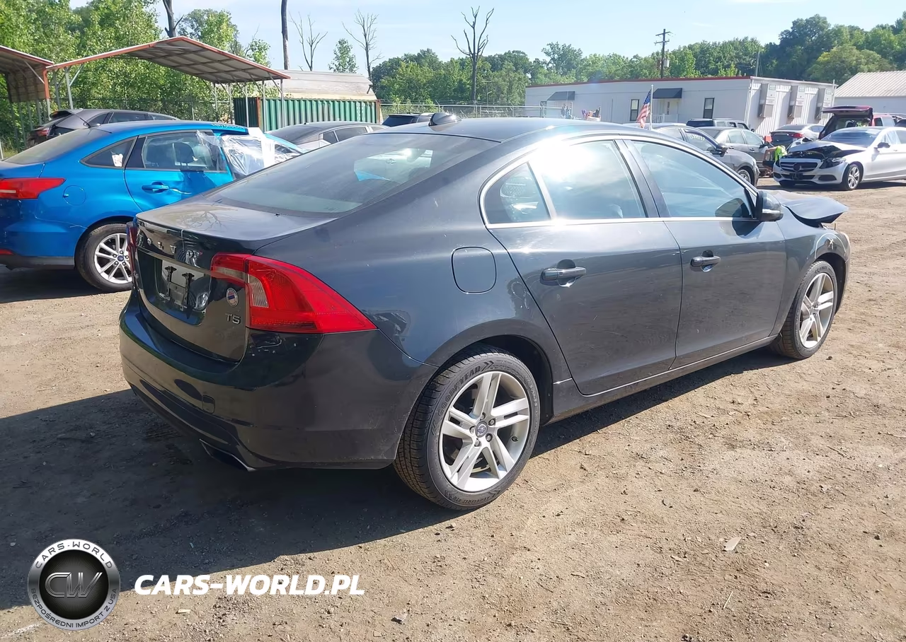 2015 Volvo S60 T5 Premier VIN:YV140MFB1F1306199 - 4