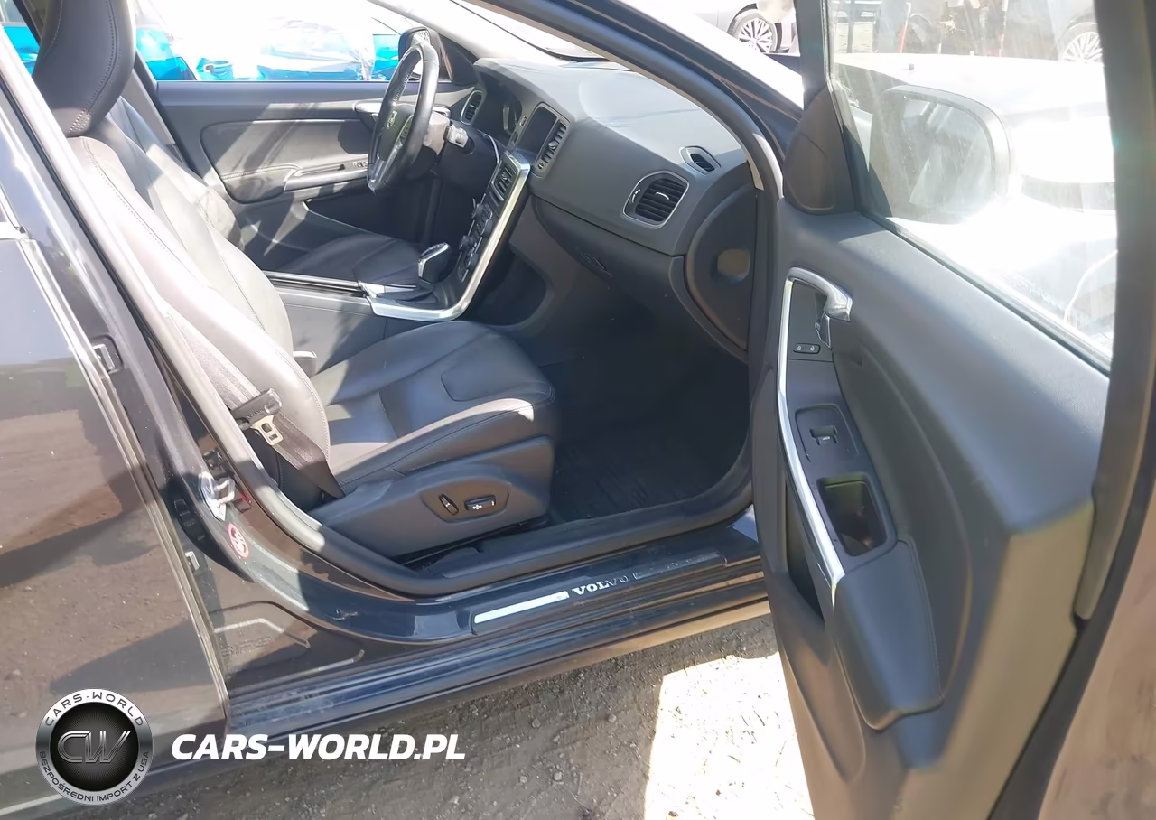 2015 Volvo S60 T5 Premier VIN:YV140MFB1F1306199 - 5