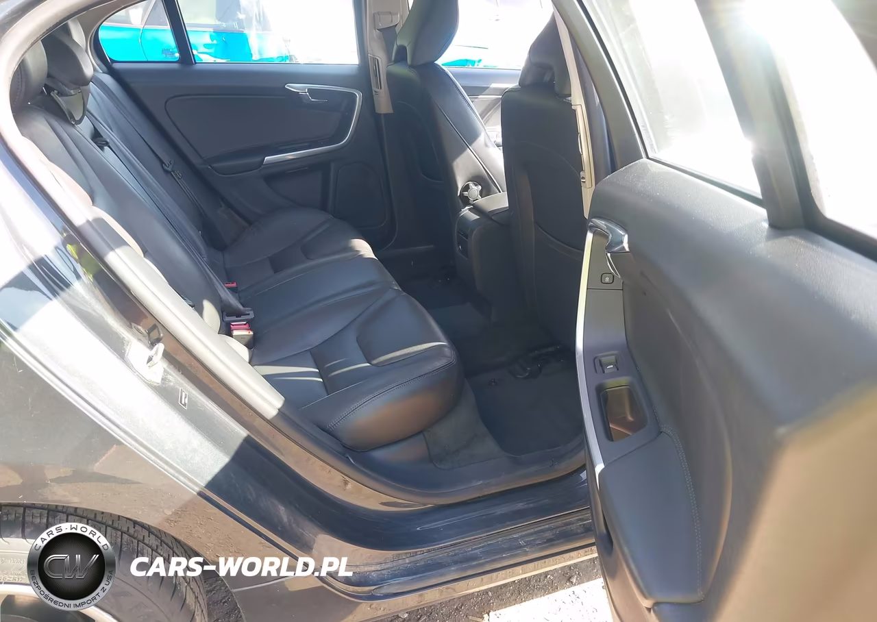 2015 Volvo S60 T5 Premier VIN:YV140MFB1F1306199 - 8