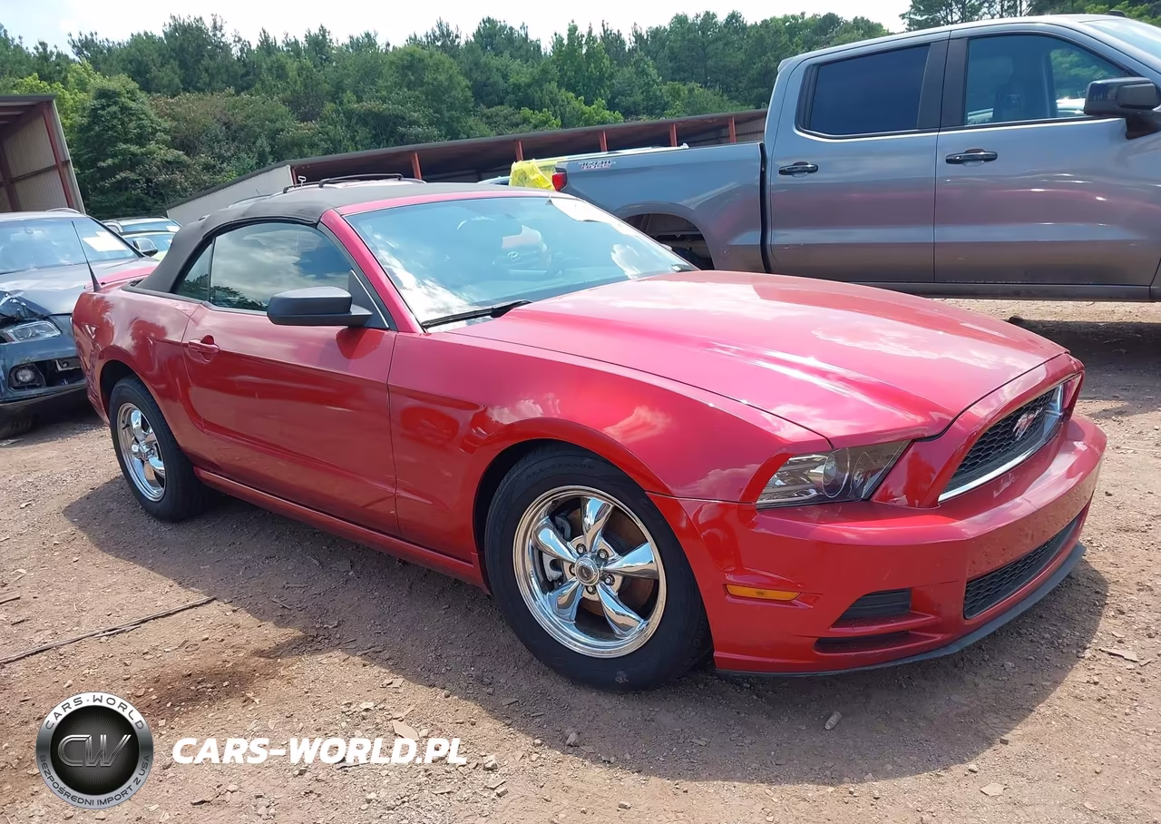 2013 Ford Mustang V6