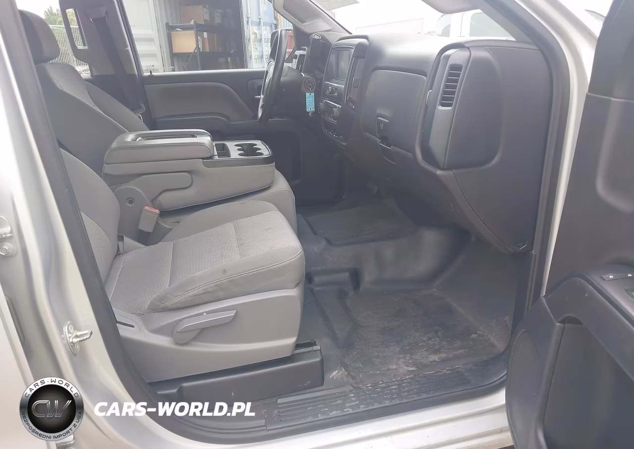 2018 Chevrolet Silverado 2500Hd Wt VIN:1GC1CUEG7JF261049 - 5