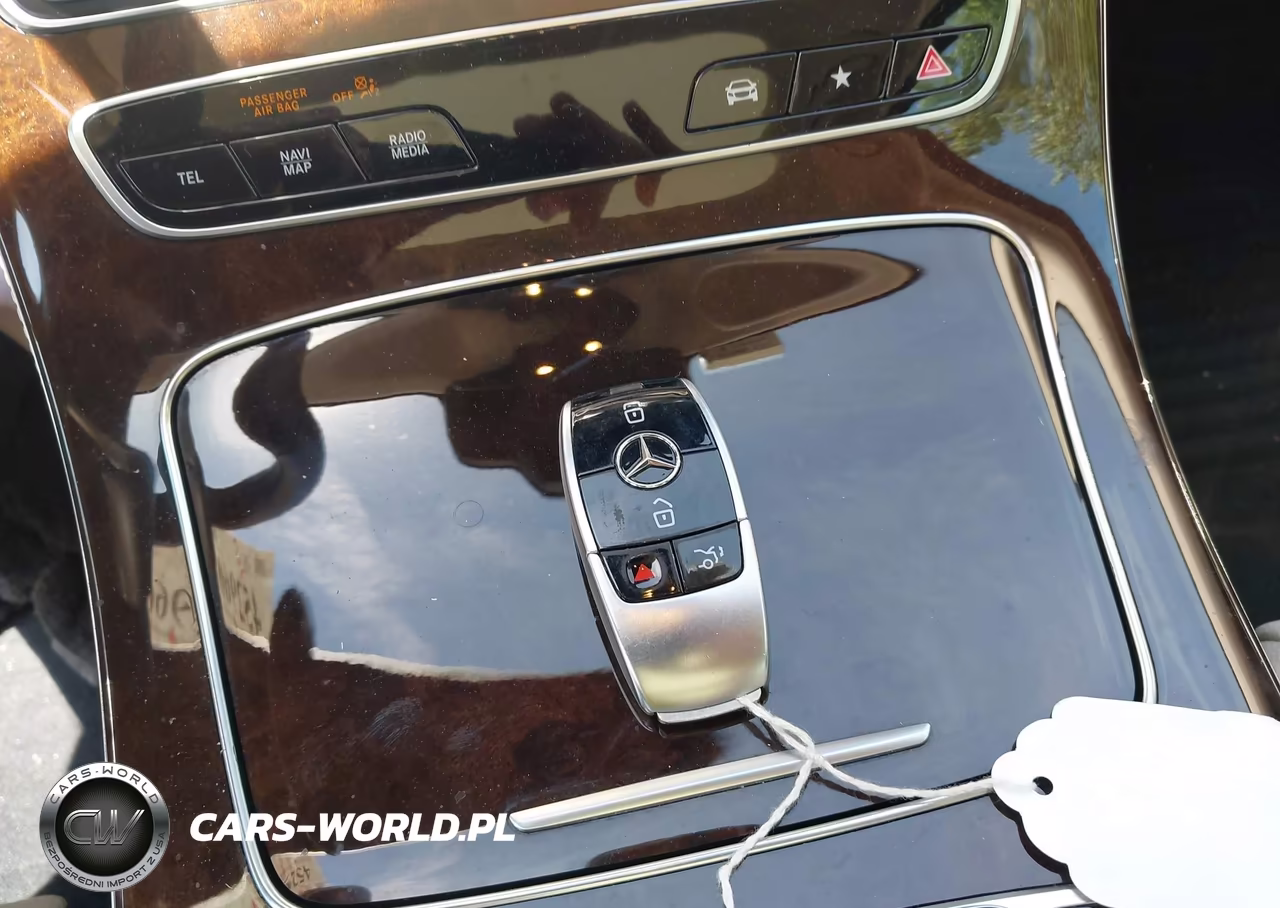 2022 Mercedes-Benz E 450 4Matic VIN:W1KZF5KB3NB084916 - 11