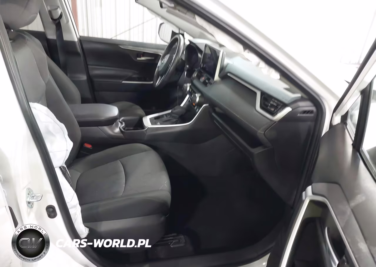 2025 Toyota Rav4 Xle VIN:2T3P1RFV3SW544056 - 5