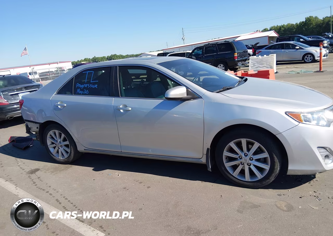 2013 Toyota Camry Xle VIN:4T1BF1FK2DU707892 - 14