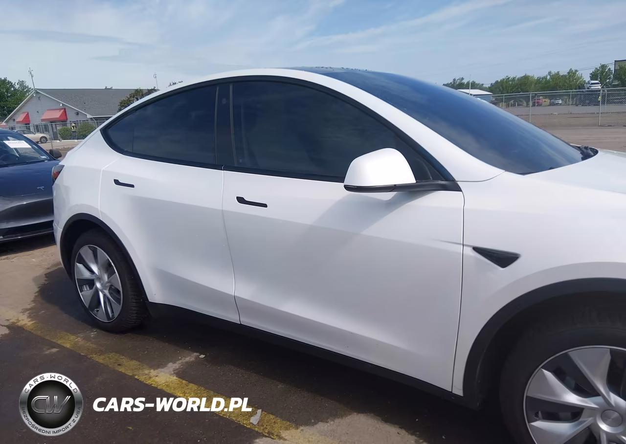 2021 Tesla Model Y Long Range Dual Motor All-Wheel Drive VIN:5YJYGDEE4MF104945 - 13