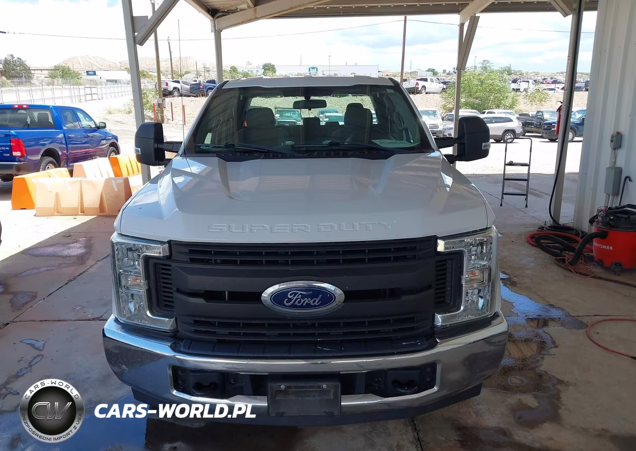 2018 Ford F-250 Xl VIN:1FT7X2A68JEC83907 - 12
