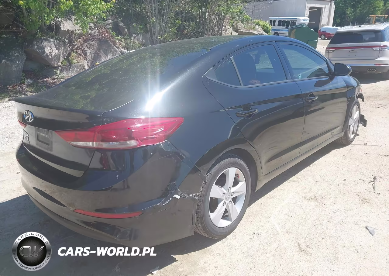 2018 Hyundai Elantra Se VIN:5NPD74LF7JH287149 - 4
