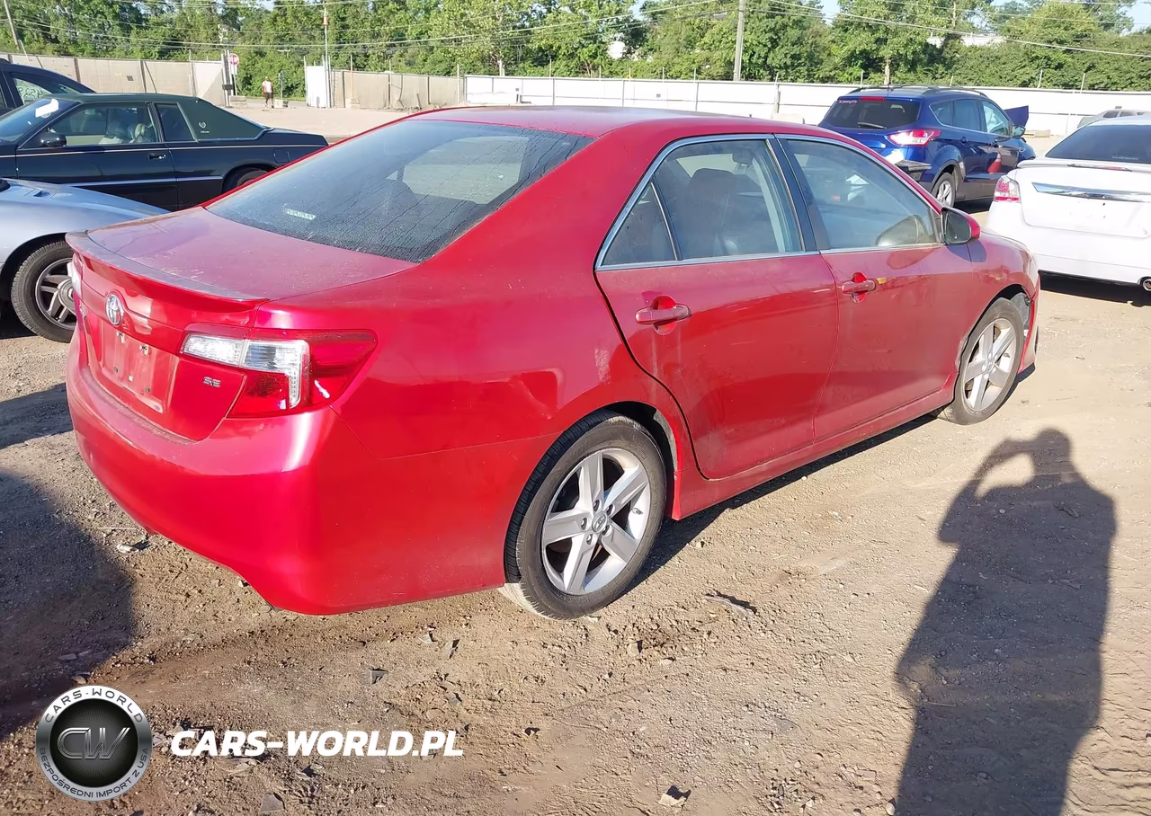 2013 Toyota Camry Se VIN:4T1BF1FK7DU722775 - 4