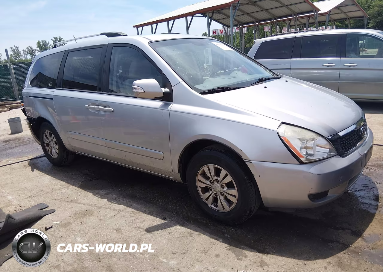 2011 Kia Sedona Lx