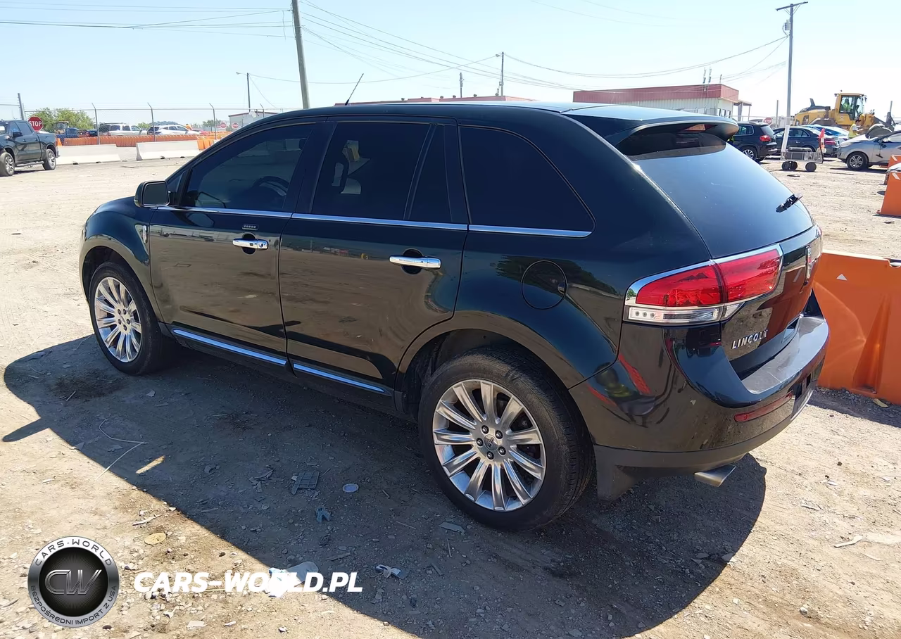 2013 Lincoln Mkx VIN:2LMDJ8JK5DBL22666 - 3