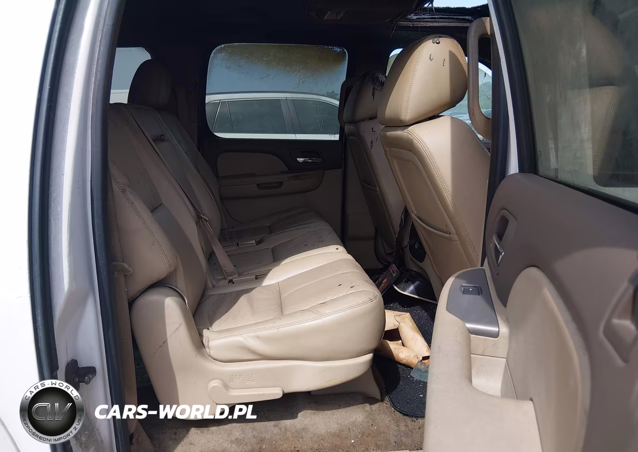 2011 Chevrolet Suburban 1500 Lt1 VIN:1GNSKJE31BR329467 - 8