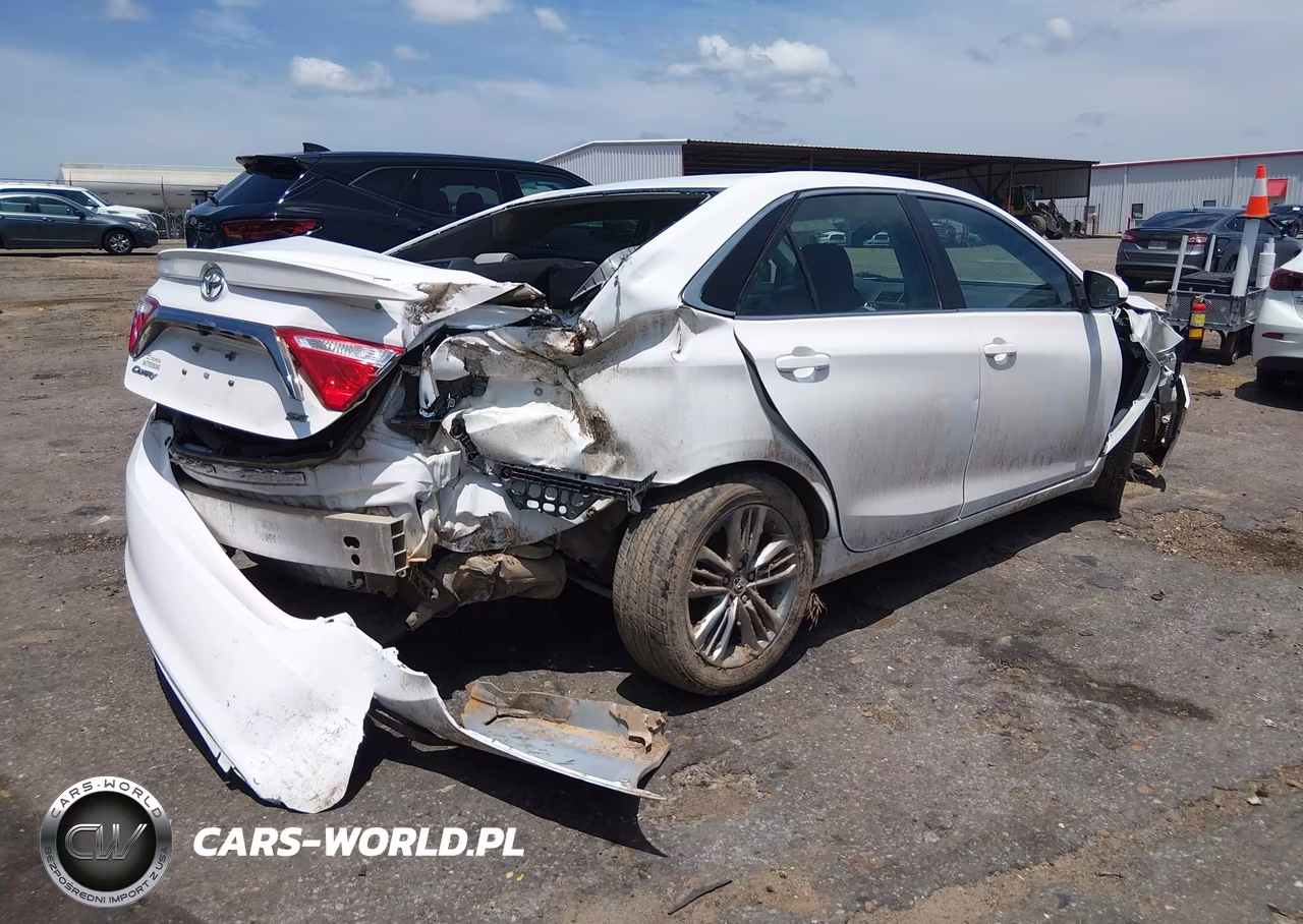 2016 Toyota Camry Se VIN:4T1BF1FK8GU172281 - 4