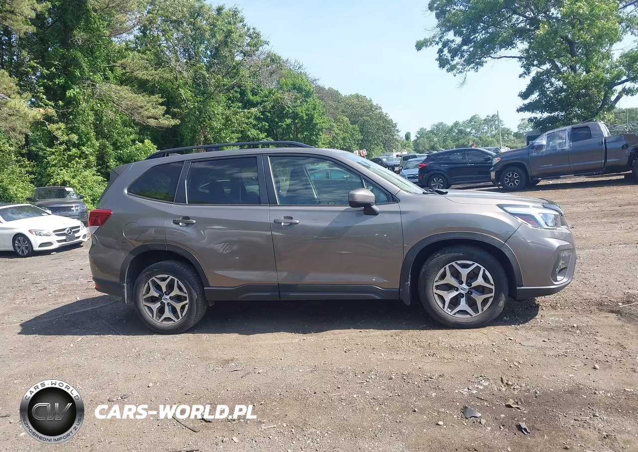 2021 Subaru Forester Premium VIN:JF2SKAFC0MH478941 - 13