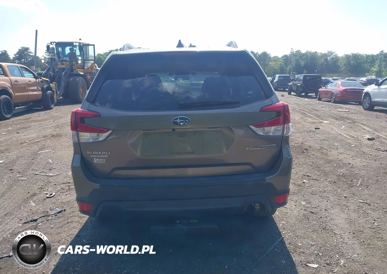 2021 Subaru Forester Premium VIN:JF2SKAFC0MH478941 - 16