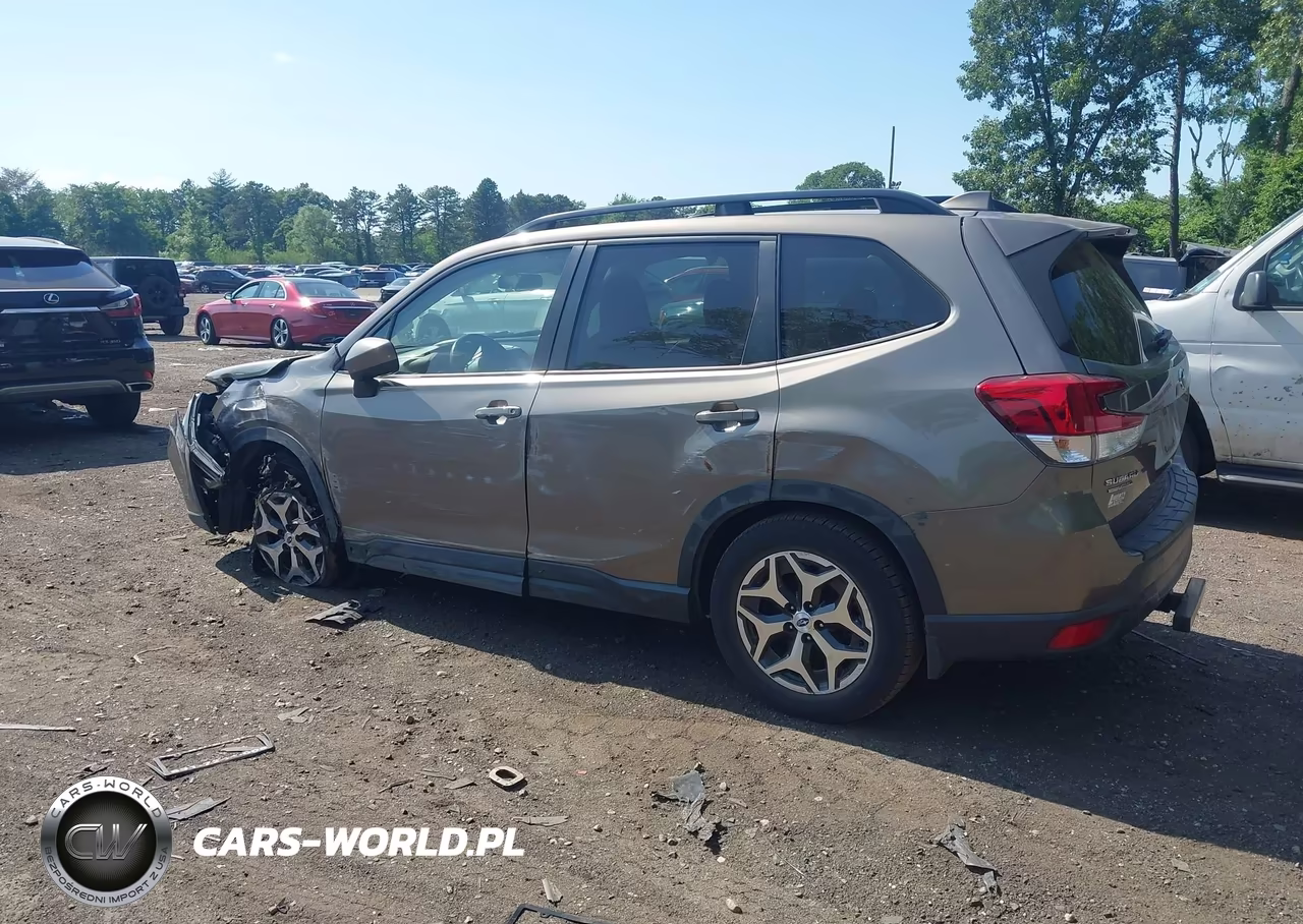 2021 Subaru Forester Premium VIN:JF2SKAFC0MH478941 - 3