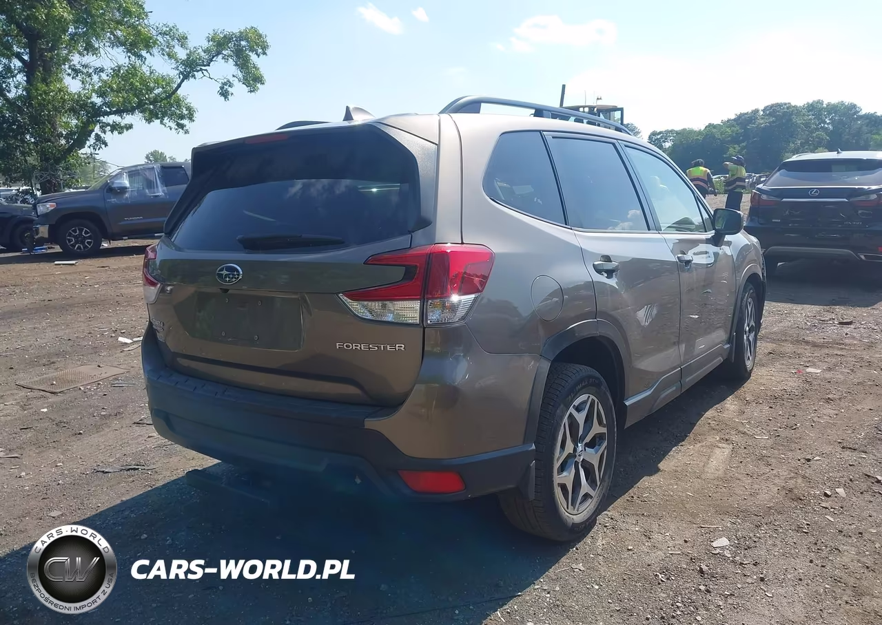2021 Subaru Forester Premium VIN:JF2SKAFC0MH478941 - 4