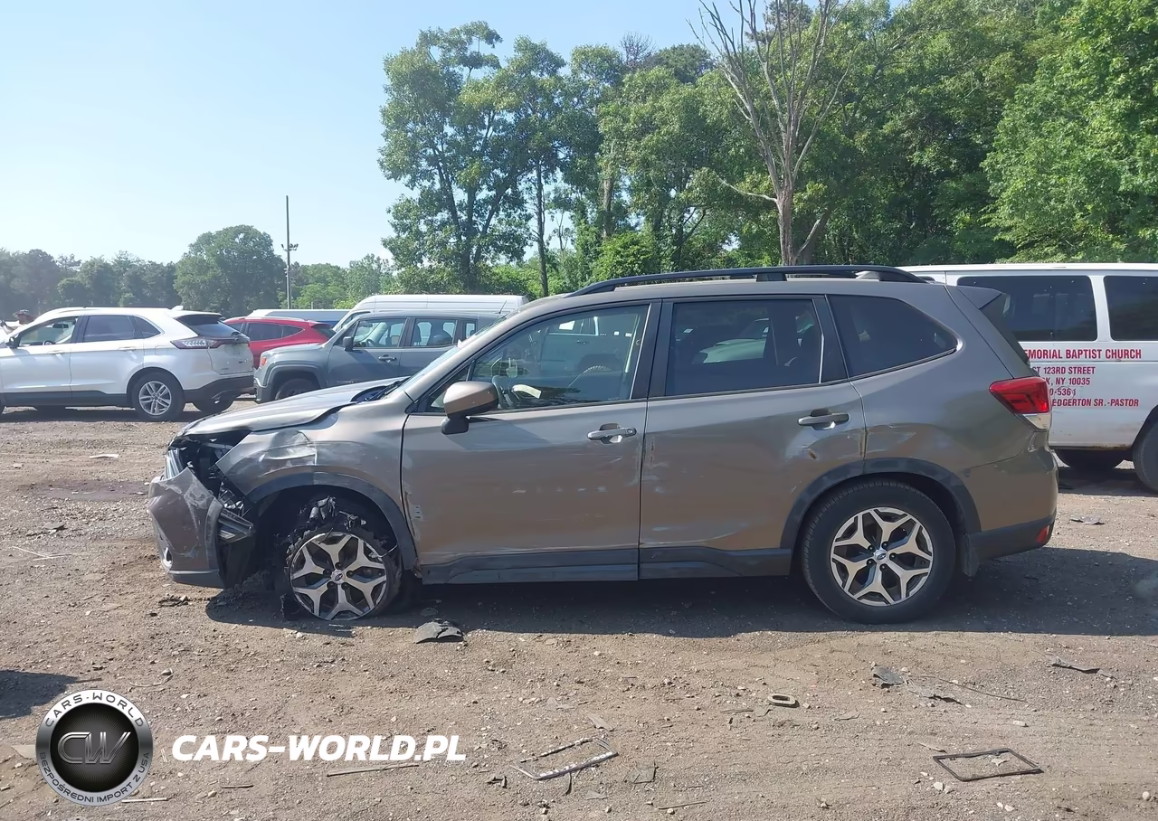 2021 Subaru Forester Premium VIN:JF2SKAFC0MH478941 - 6