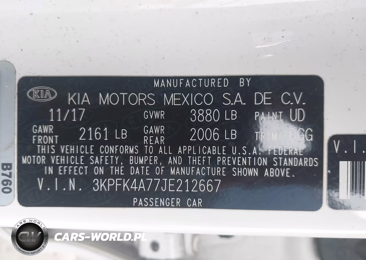 2018 Kia Forte Lx VIN:3KPFK4A77JE212667 - 9