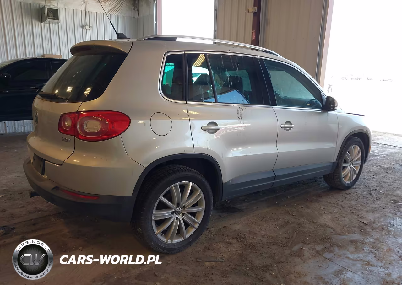 2011 Volkswagen Tiguan Se VIN:WVGAV7AXXBW538677 - 4