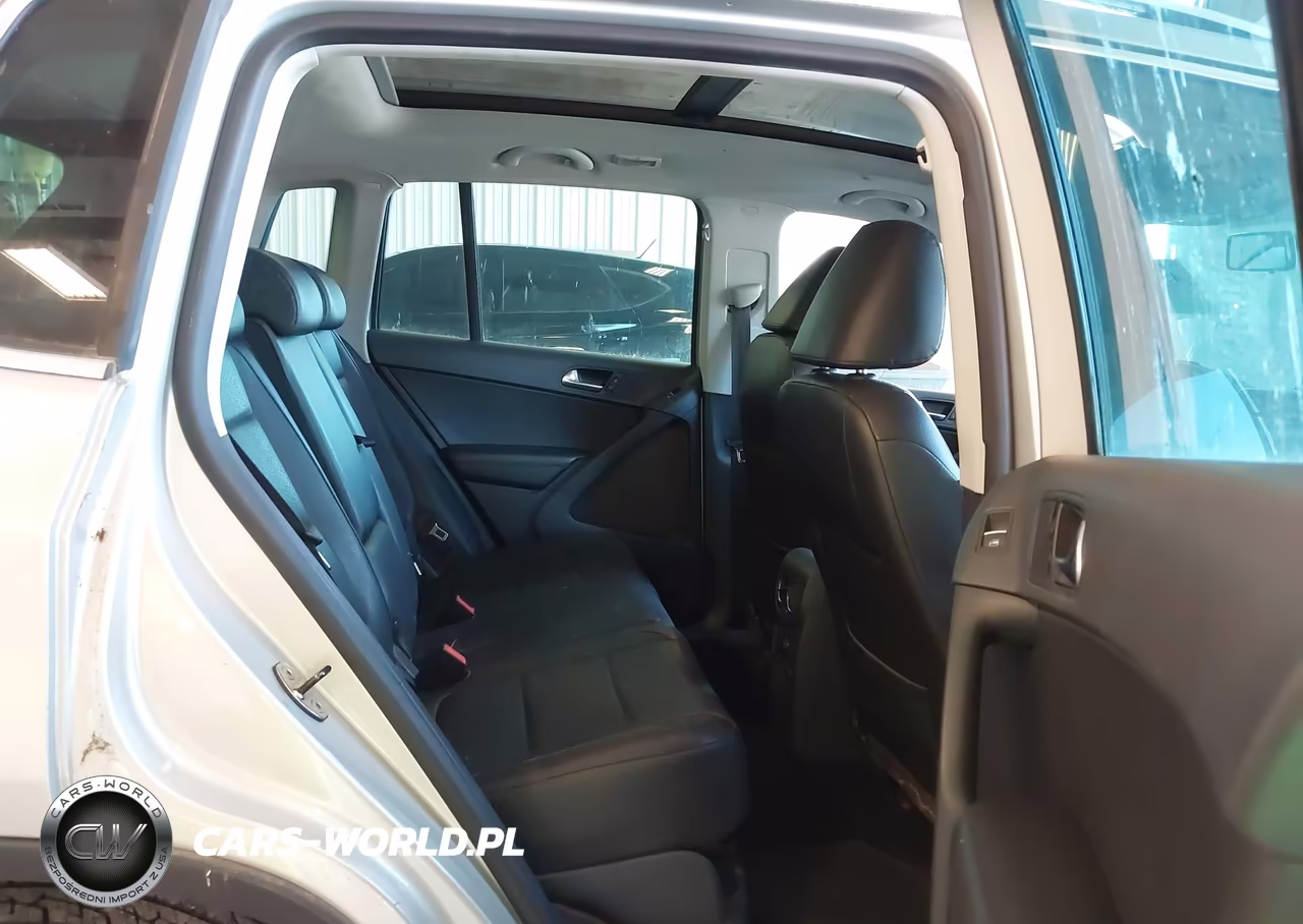 2011 Volkswagen Tiguan Se VIN:WVGAV7AXXBW538677 - 8