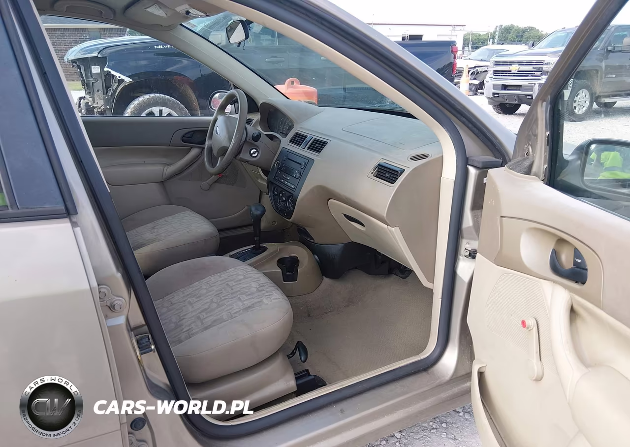 2005 Ford Focus Zx4 VIN:1FAFP34N65W179443 - 5