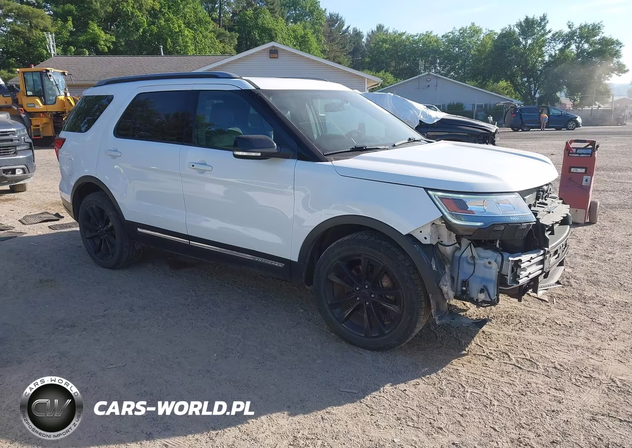 2018 Ford Explorer Xlt