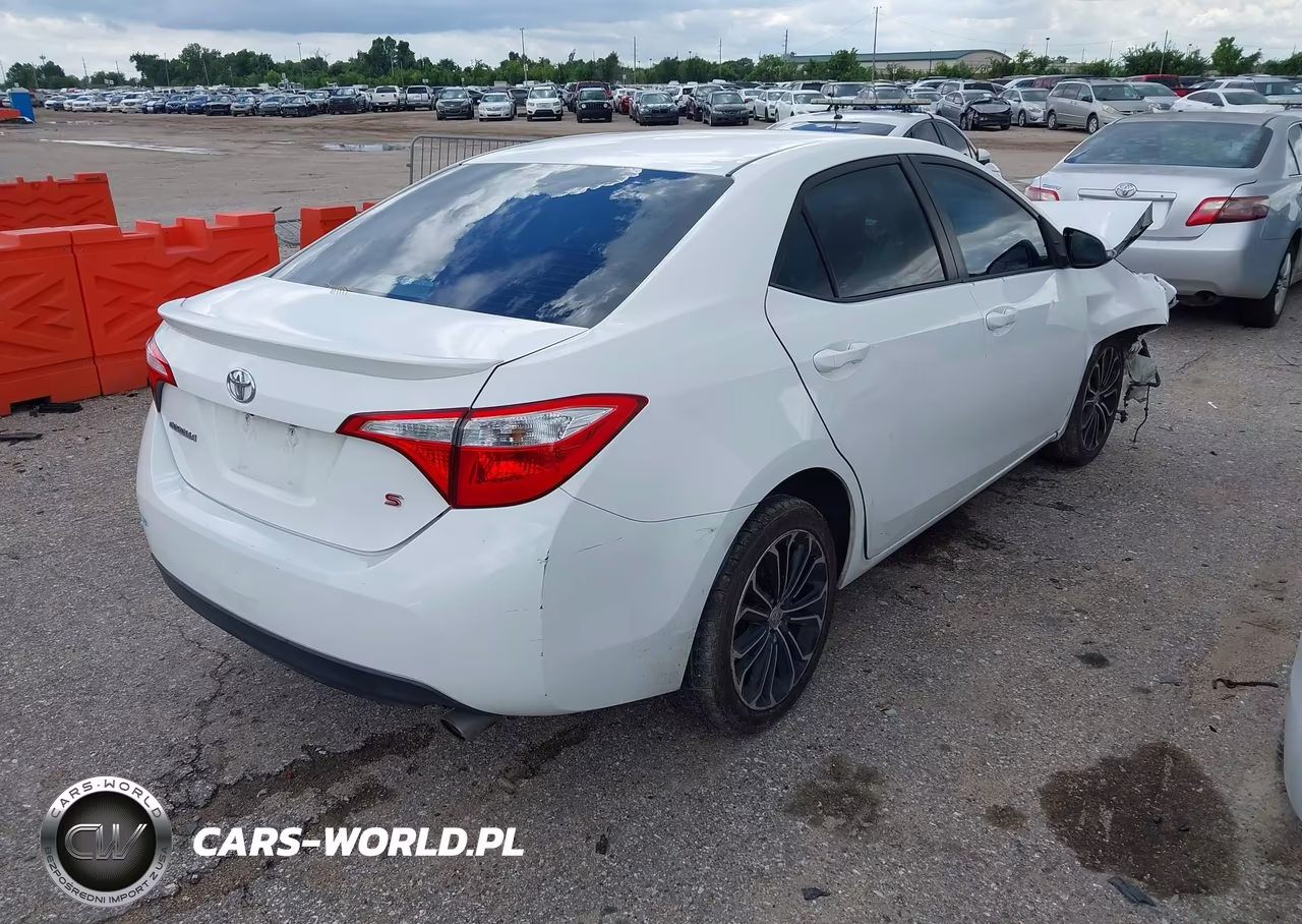 2016 Toyota Corolla S Plus VIN:5YFBURHE1GP489946 - 4