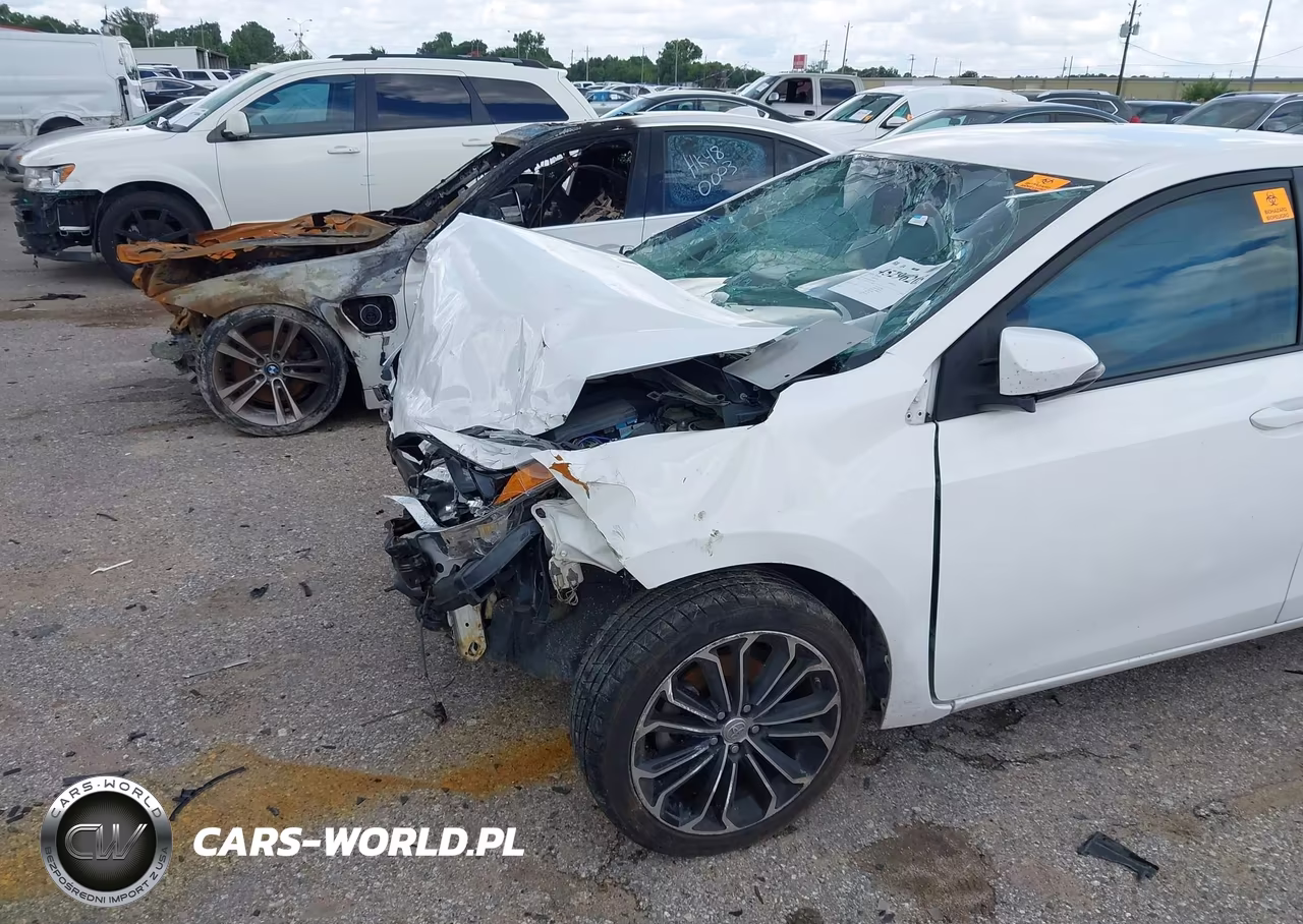 2016 Toyota Corolla S Plus VIN:5YFBURHE1GP489946 - 6