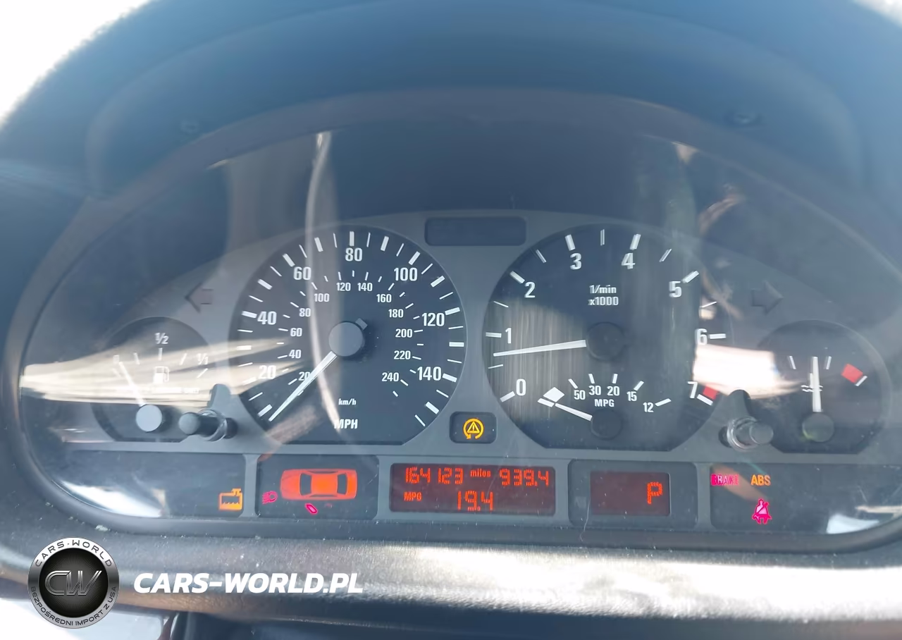 2005 BMW 325Xi VIN:WBAEU33465PR14808 - 15