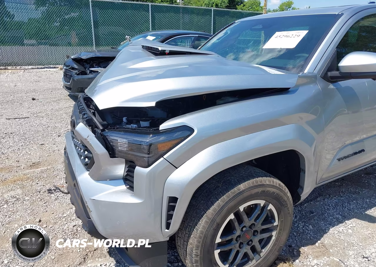 2026 Toyota Tacoma Trd Sport VIN:3TMLB5JN1TM269303 - 6