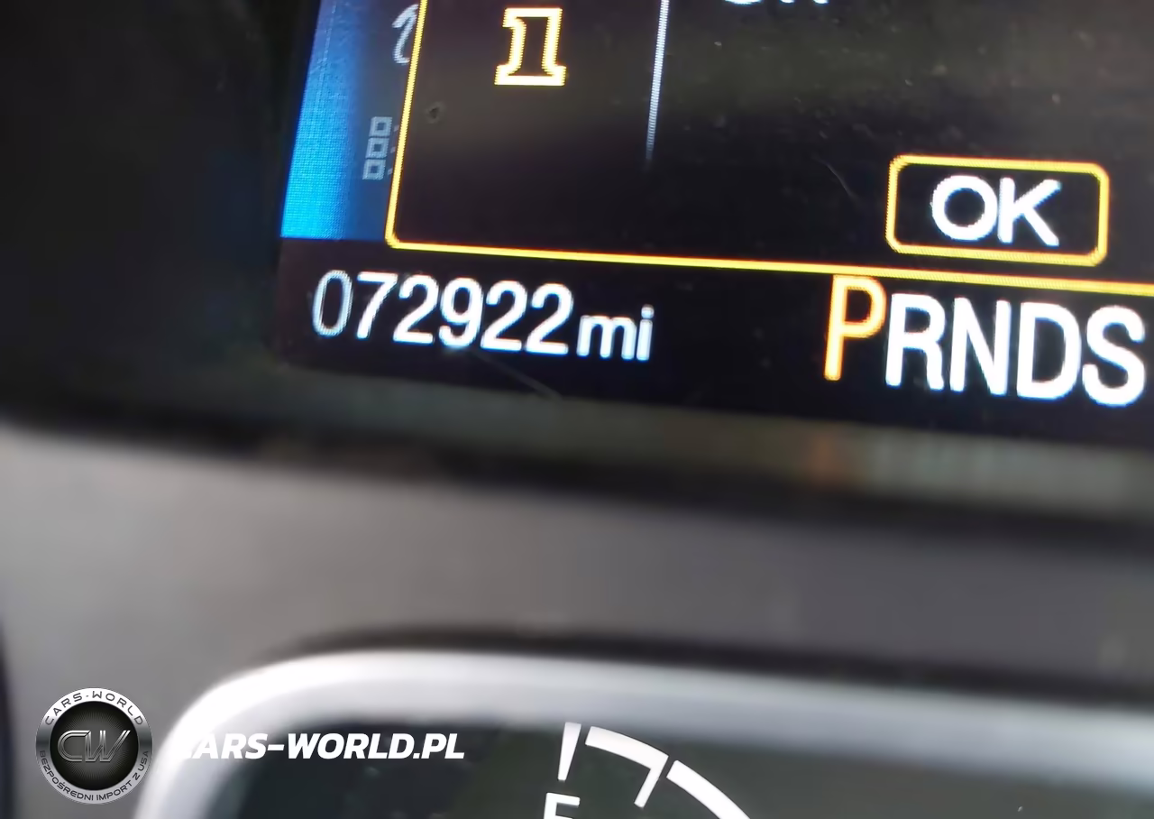 2018 Ford Focus Titanium VIN:1FADP3J27JL272095 - 15