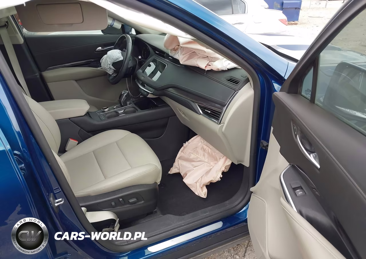 2019 Cadillac Xt4 Luxury VIN:1GYAZAR48KF143827 - 5