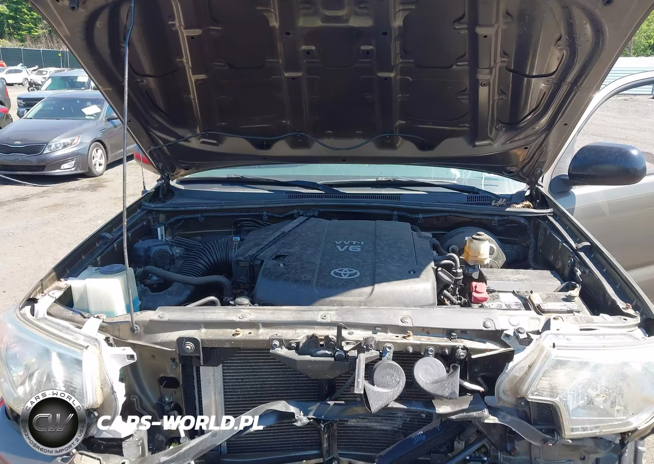 2013 Toyota Tacoma Base V6 VIN:3TMLU4EN7DM112133 - 10