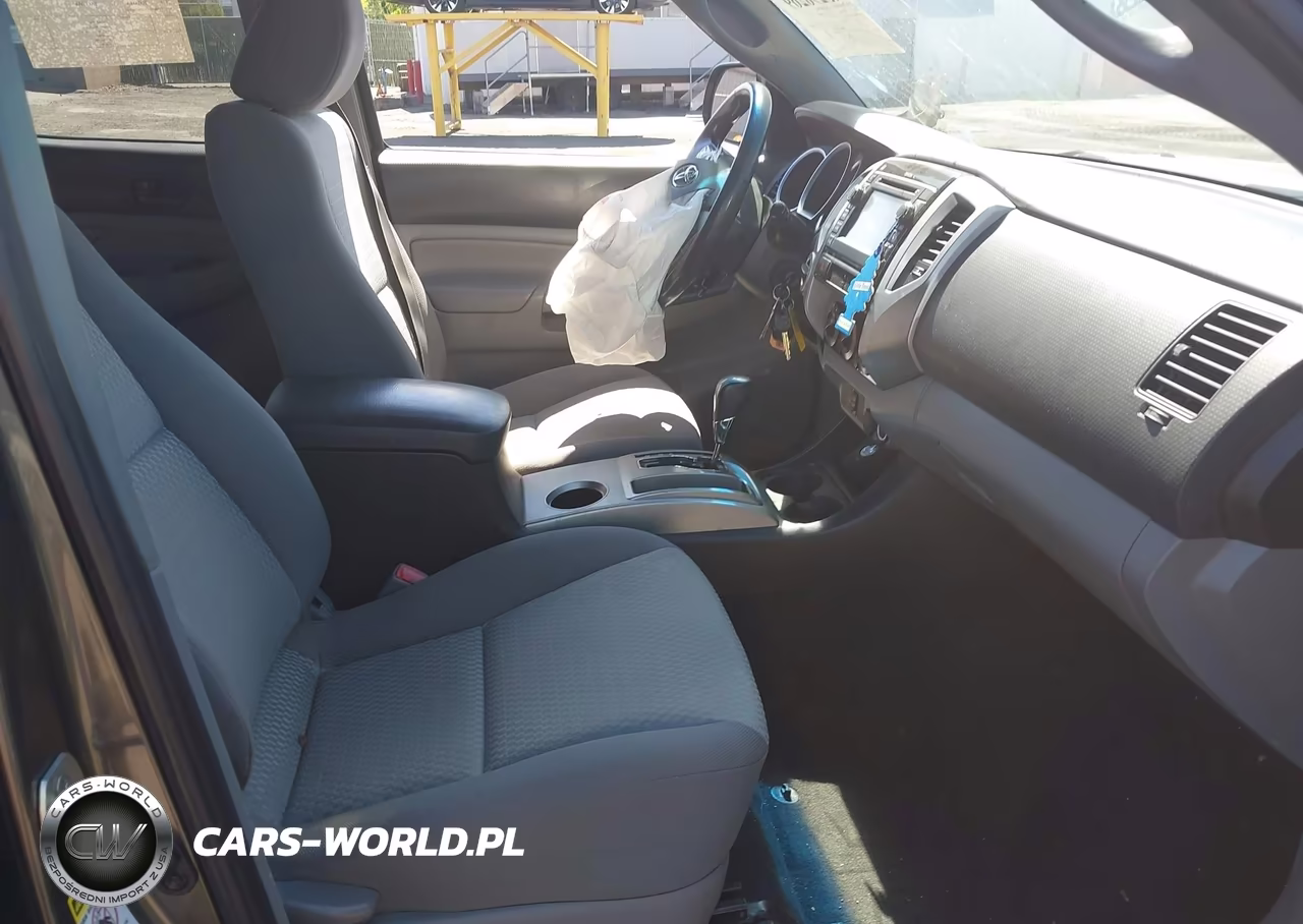2013 Toyota Tacoma Base V6 VIN:3TMLU4EN7DM112133 - 5