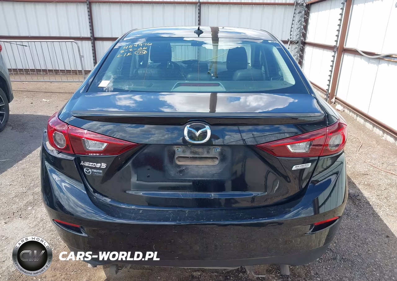 2018 Mazda Mazda3 Touring VIN:3MZBN1V32JM197476 - 16